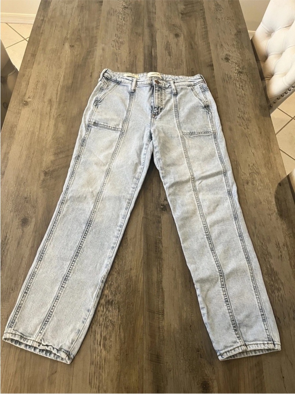 Universal Thread HIGH RISE SLIM STRAIGHT Jeans Size 6